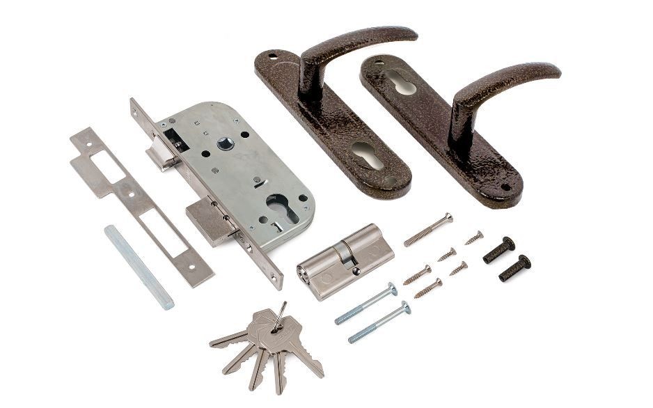 Д-град Зенит ЗВ7-70.4-02 бронза Замок врезной с/руч (15)