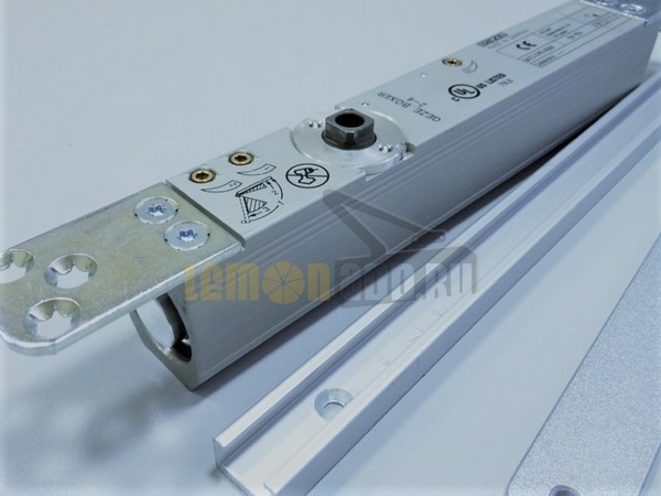 GEZE Boxer EN 2-4 дверной доводчик скрытой установки